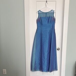 Elegant Blue Sleeveless Dress